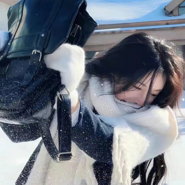 她引神明坠落$指尖沦陷