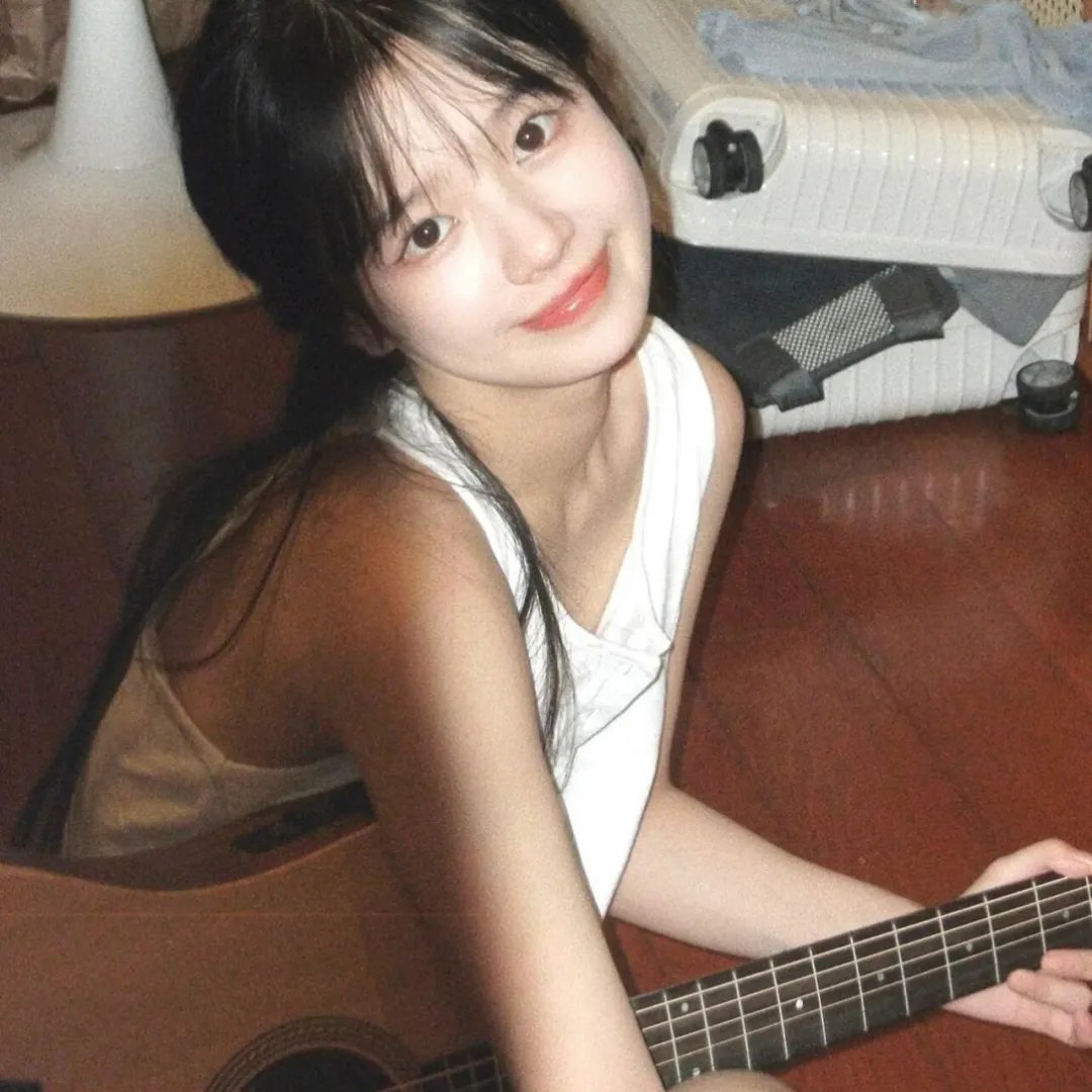 吞噬太阳的女子